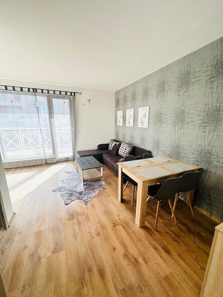 Gemütliche 2-Zimmer-Wohnung mit großer Terrasse in einer Wohnanlage in Sonnenstrand