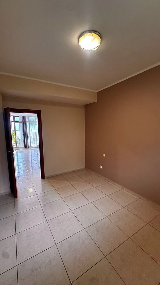 Drei-Zimmer-Wohnung mit Meerblick in einer prestigeträchtigen Anlage in Sveti Vlas