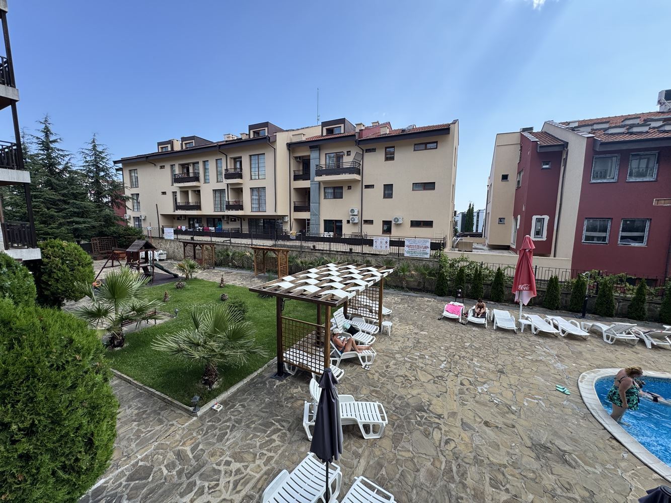Möbliertes Studio in Sveti Vlas – Gemütliches Zuhause am Meer in einer Wohnanlage mit ausgezeichneten Annehmlichkeiten