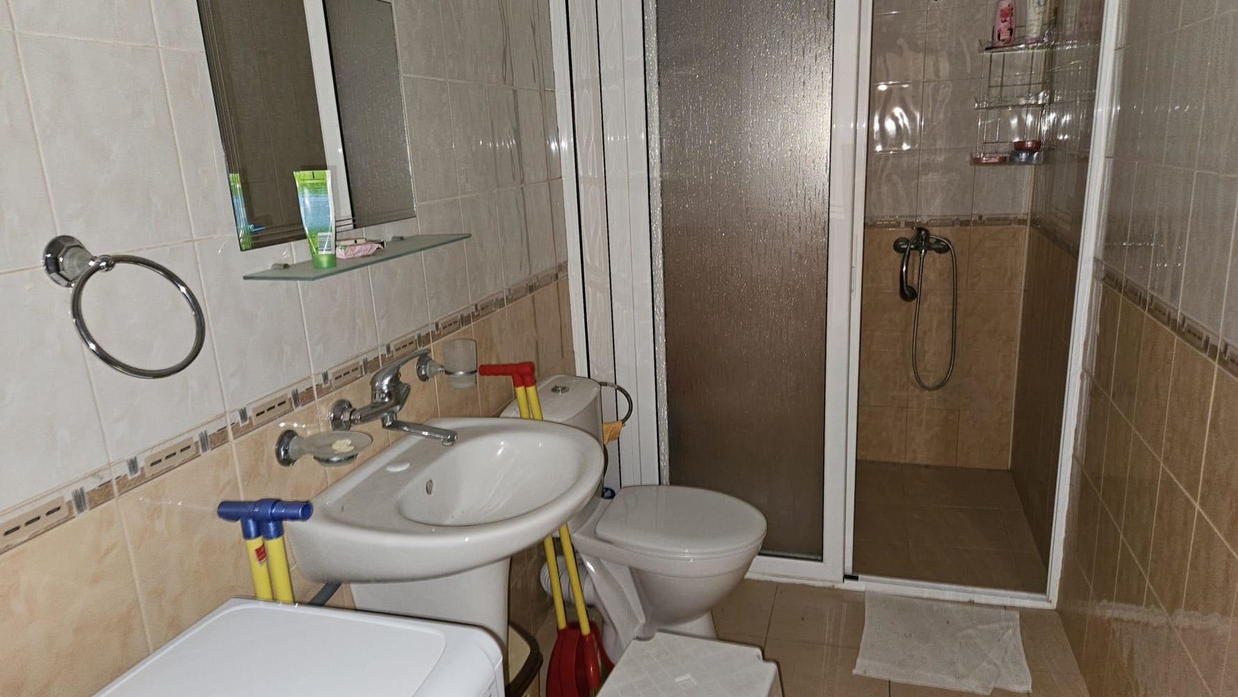 Zweizimmerwohnung mit einem Schlafzimmer in Primorsko mit Akt 16 – Swimmingpool, geschlossene Wohnanlage und Strand in fußläufiger Entfernung