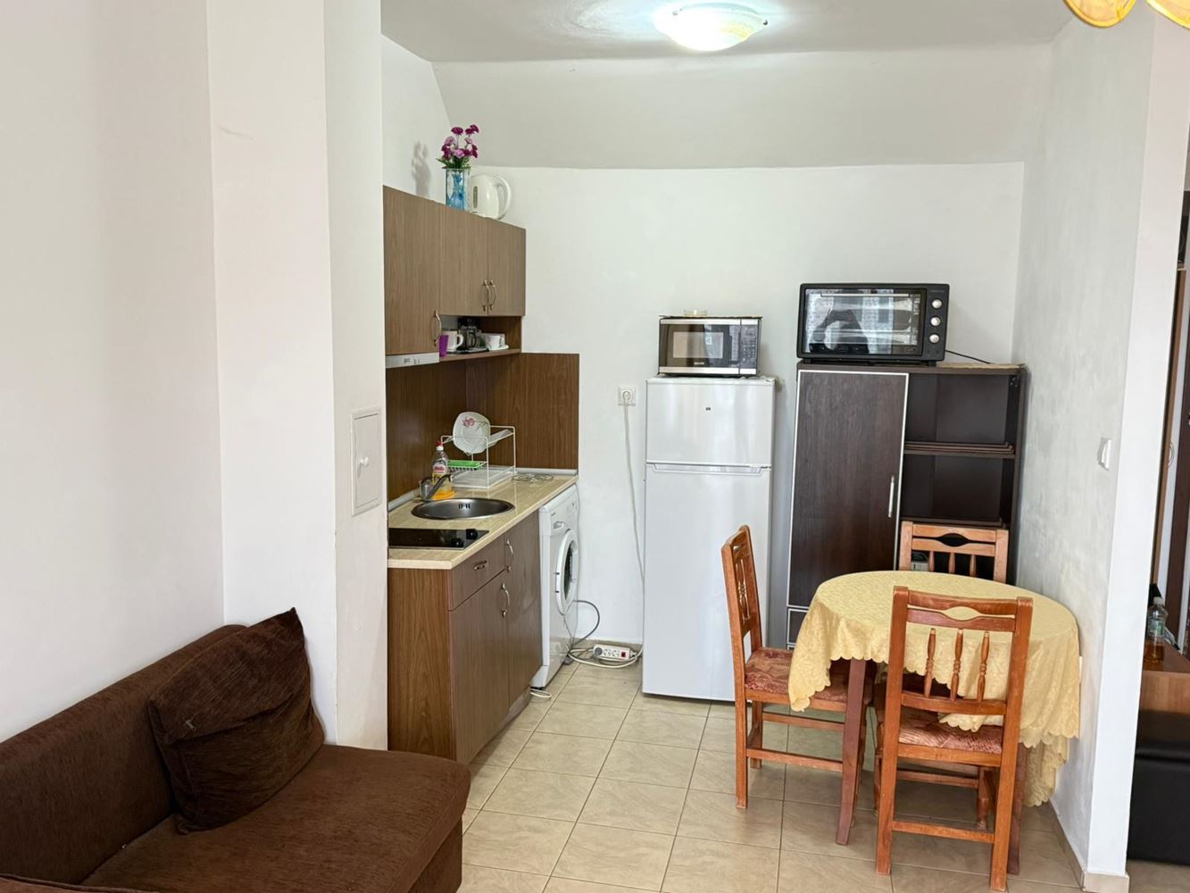 Zweizimmerwohnung mit Meerpanorama in Sveti Vlas – ausgezeichnete Investition in eine bezugsfertige Immobilie