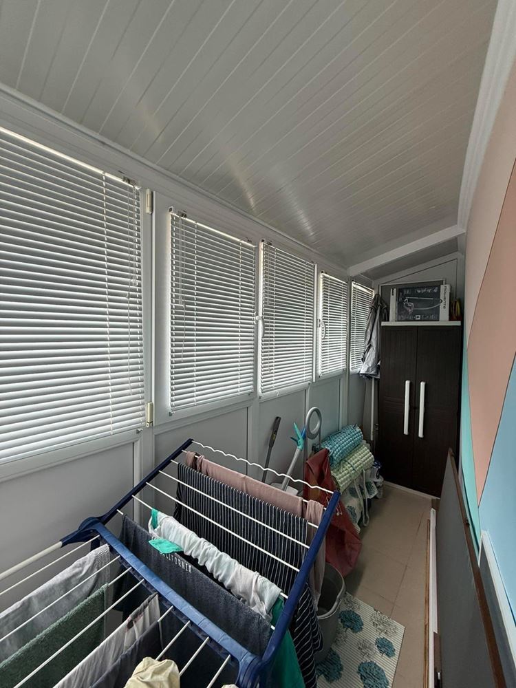 Große 3-Zimmer-Wohnung gegenüber dem Sanatorium in Pomorie – drei Terrassen, Ankleidezimmer und zwei Badezimmer