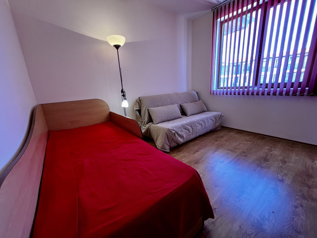 Meereskomfort und Ruhe nahe Nessebar! Möblierte Zweizimmerwohnung mit Blick auf den Pool in einer luxuriösen geschlossenen Wohnanlage