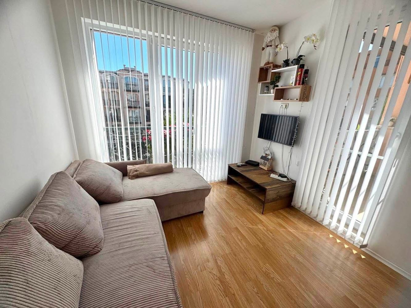 Stilvolle Wohnung in einer Anlage mit umfangreicher Infrastruktur – eine ausgezeichnete Wahl für Erholung mit Vermietungspotenzial
