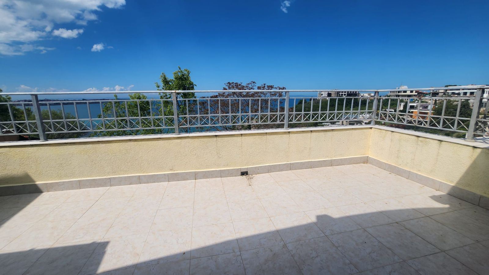 Maisonette in erster Meereslinie in Sosopol mit Panoramablick und Boutique-Lage