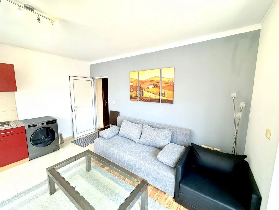 Ravda – Gemütliche Zweizimmerwohnung mit niedriger Wartungsgebühr, nur 500 Meter vom Meer entfernt