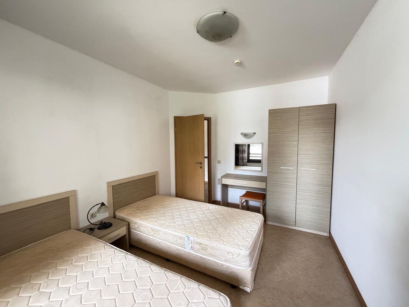 Geräumige Zwei-Zimmer-Wohnung mit direktem Zugang zum eigenen Garten in Sunny Beach – Komfort, Luxus und Gemütlichkeit