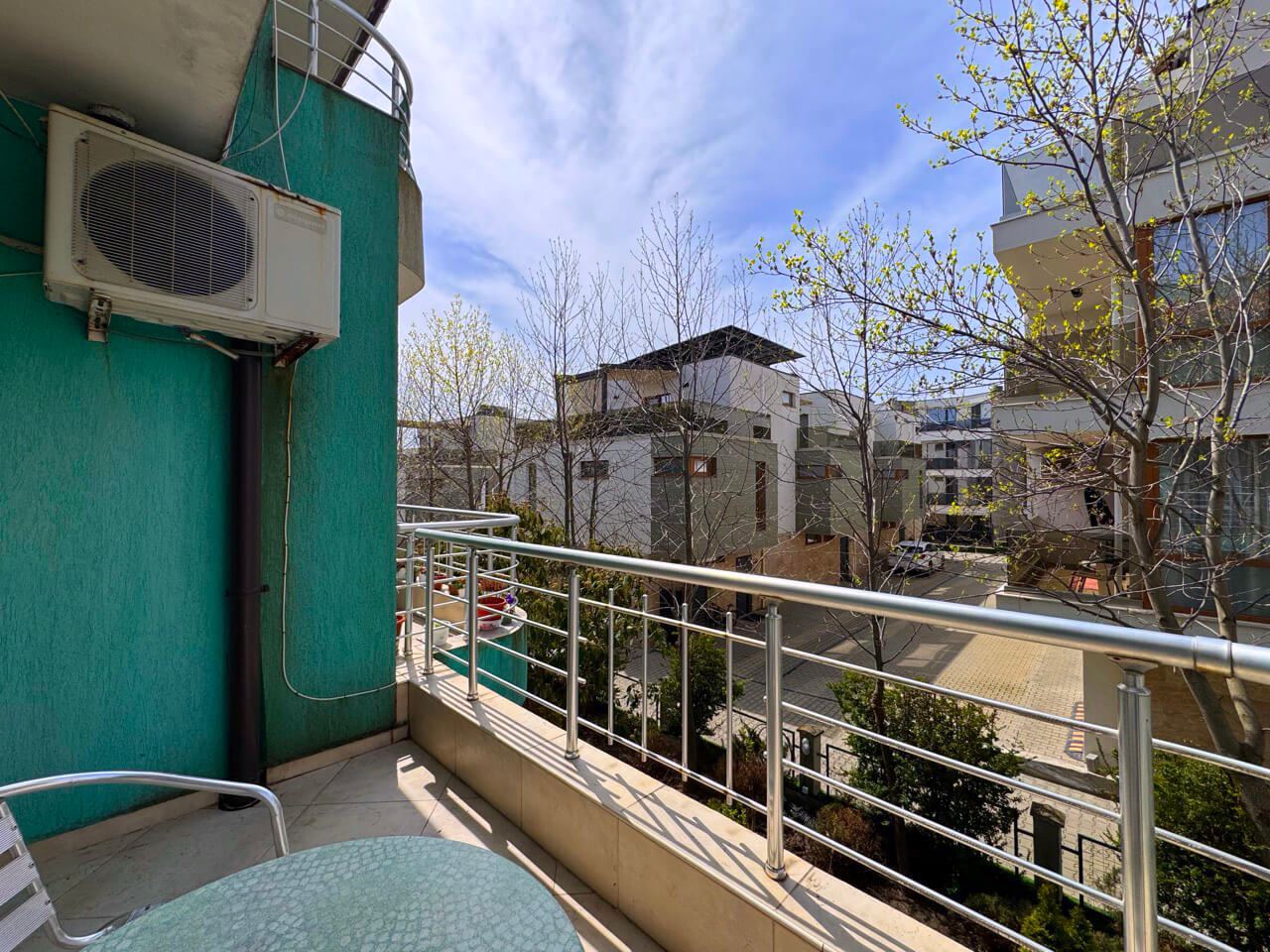 Gemütliches Studio im ruhigsten und schönsten Teil von Sarafovo – mit Pool und schnellem Zugang zum Strand