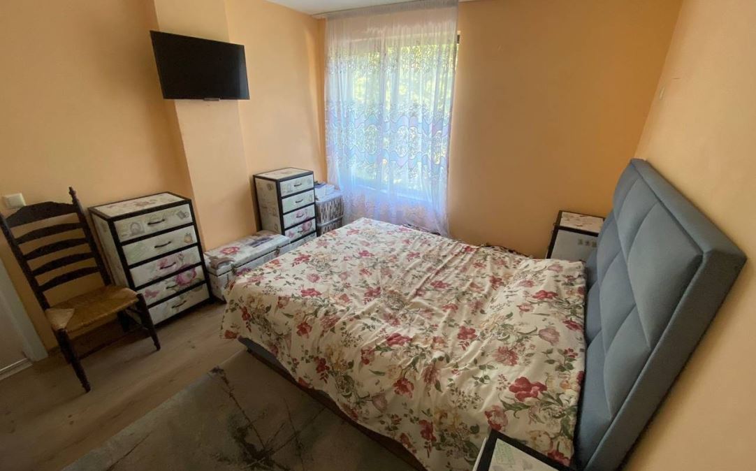 Zwei-Zimmer-Wohnung 50 Meter vom Strand in Ravda – modernes Gebäude, Komfort und ausgezeichnete Lage