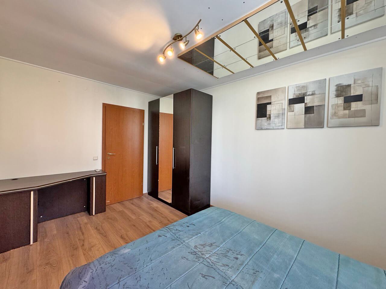 Zwei-Zimmer-Wohnung in einem Luxuskomplex in erster Meereslinie in Sveti Vlas