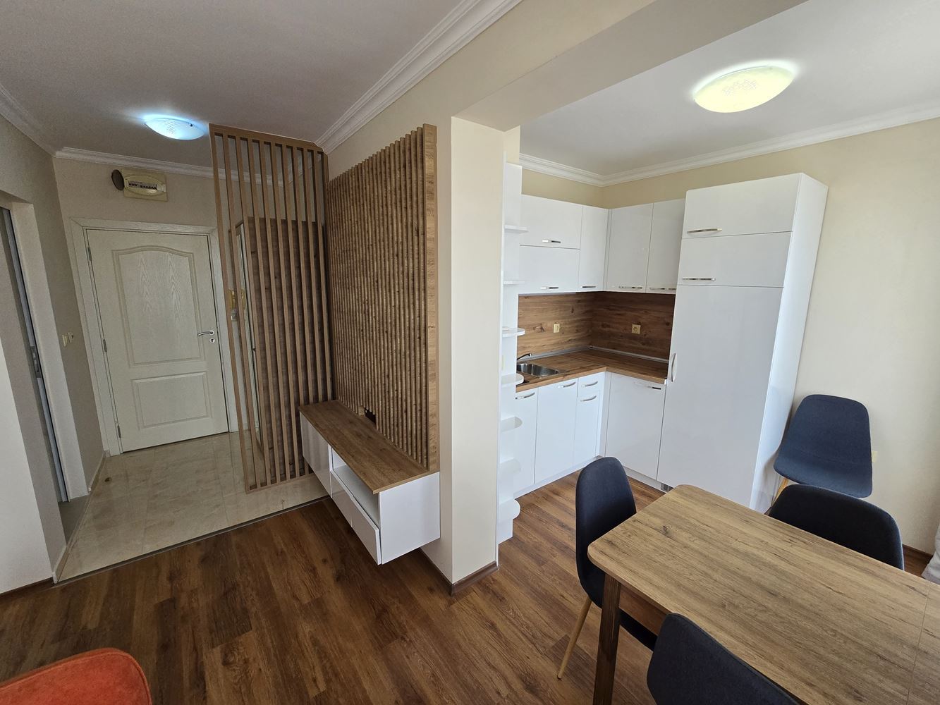 Zweizimmerwohnung in Sonnenstrand – neues luxuriöses Interieur, Panoramablick und hervorragende Investitionsmöglichkeit
