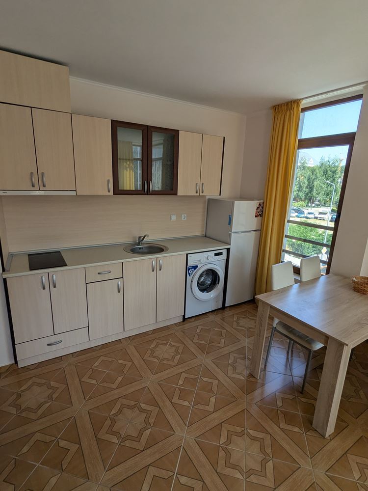 Gemütliche Wohnung mit einem Schlafzimmer in Sonnenstrand – Komfort, Annehmlichkeiten und ausgezeichnete Lage