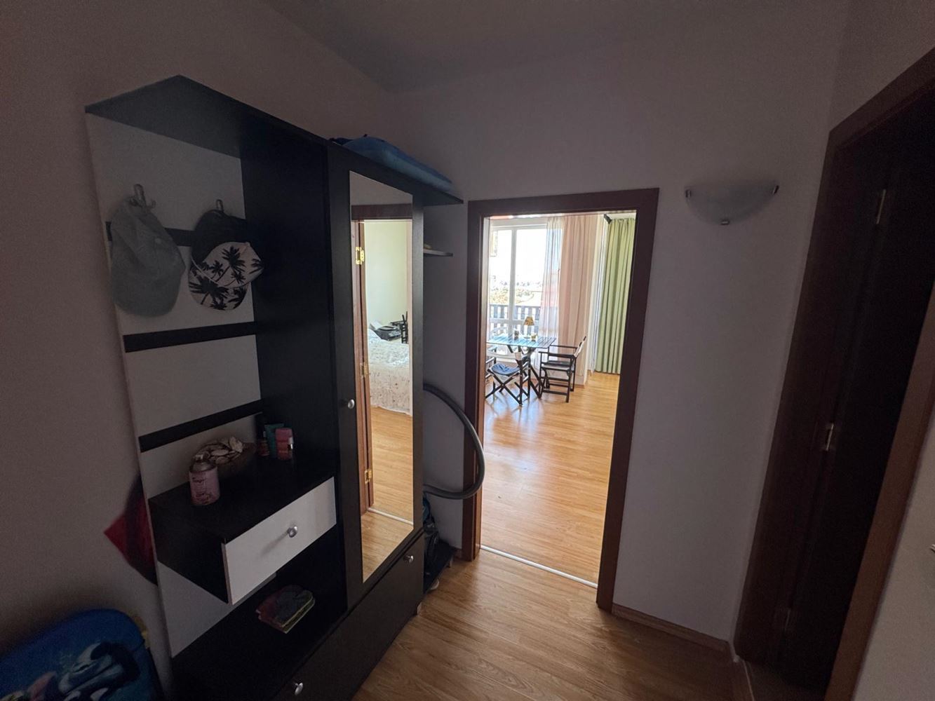Geräumiges Studio mit Meerblick und separatem Schlafbereich in Aheloy