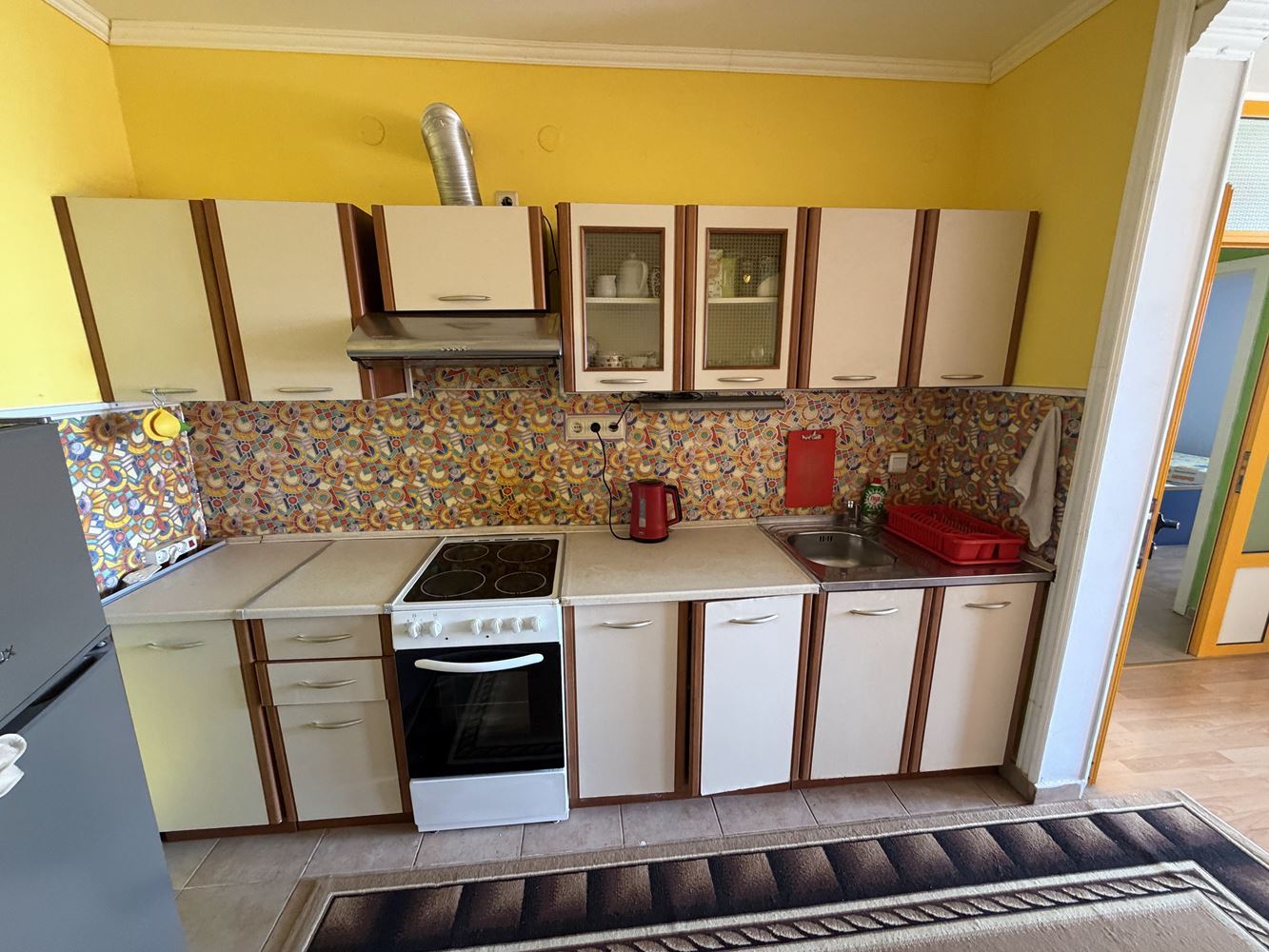 Zweizimmerwohnung mit großzügiger Terrasse und Meerblick in Sveti Vlas – 300 Meter vom Strand entfernt