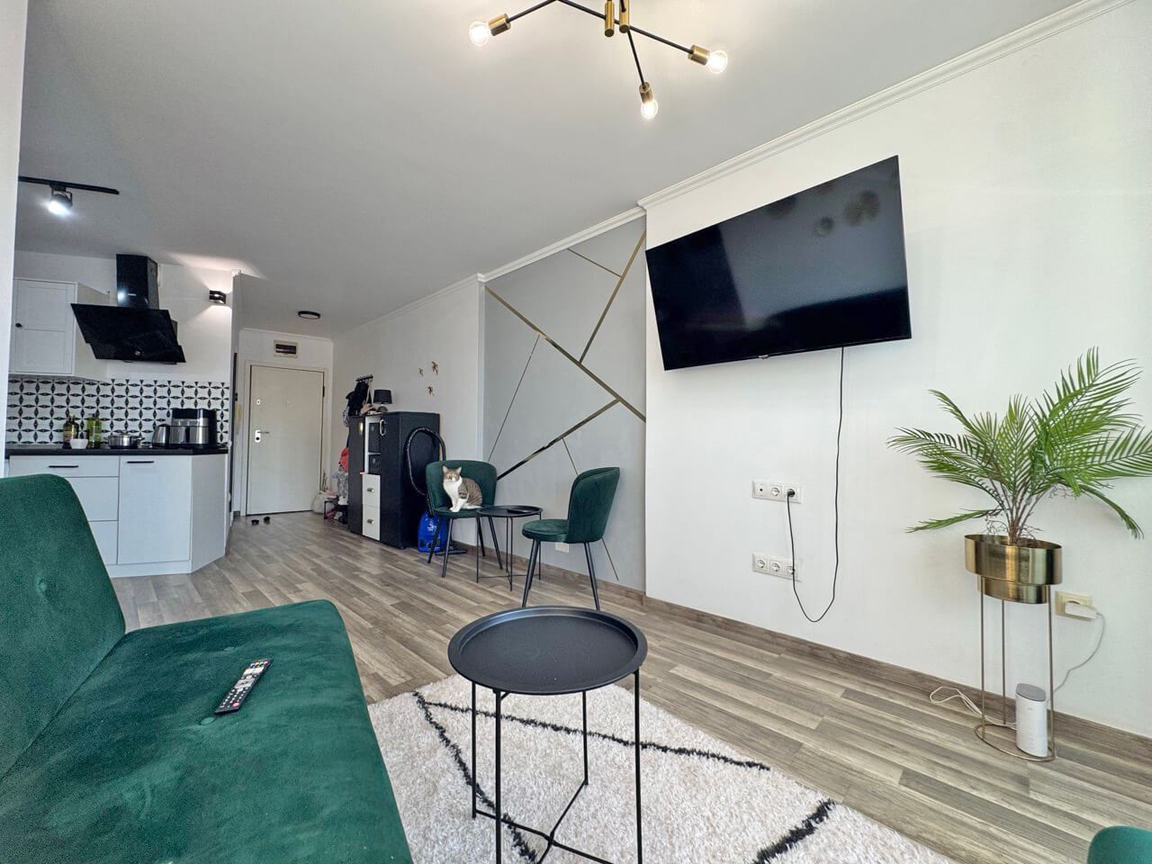 2-Zimmer-Wohnung mit moderner Einrichtung und großer Terrasse 200 m vom Strand in Sonnenstrand entfernt