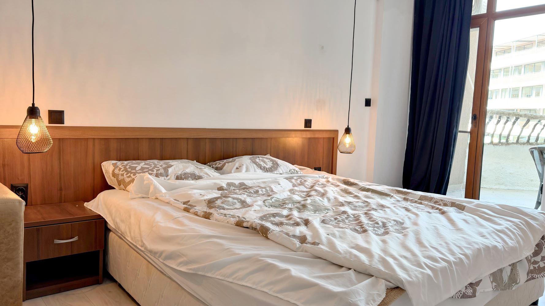Stilvolle 2-Zimmer-Wohnung nur 100 Meter vom Strand in Sonnenstrand entfernt – Komfort, Luxus und ausgezeichnete Lage