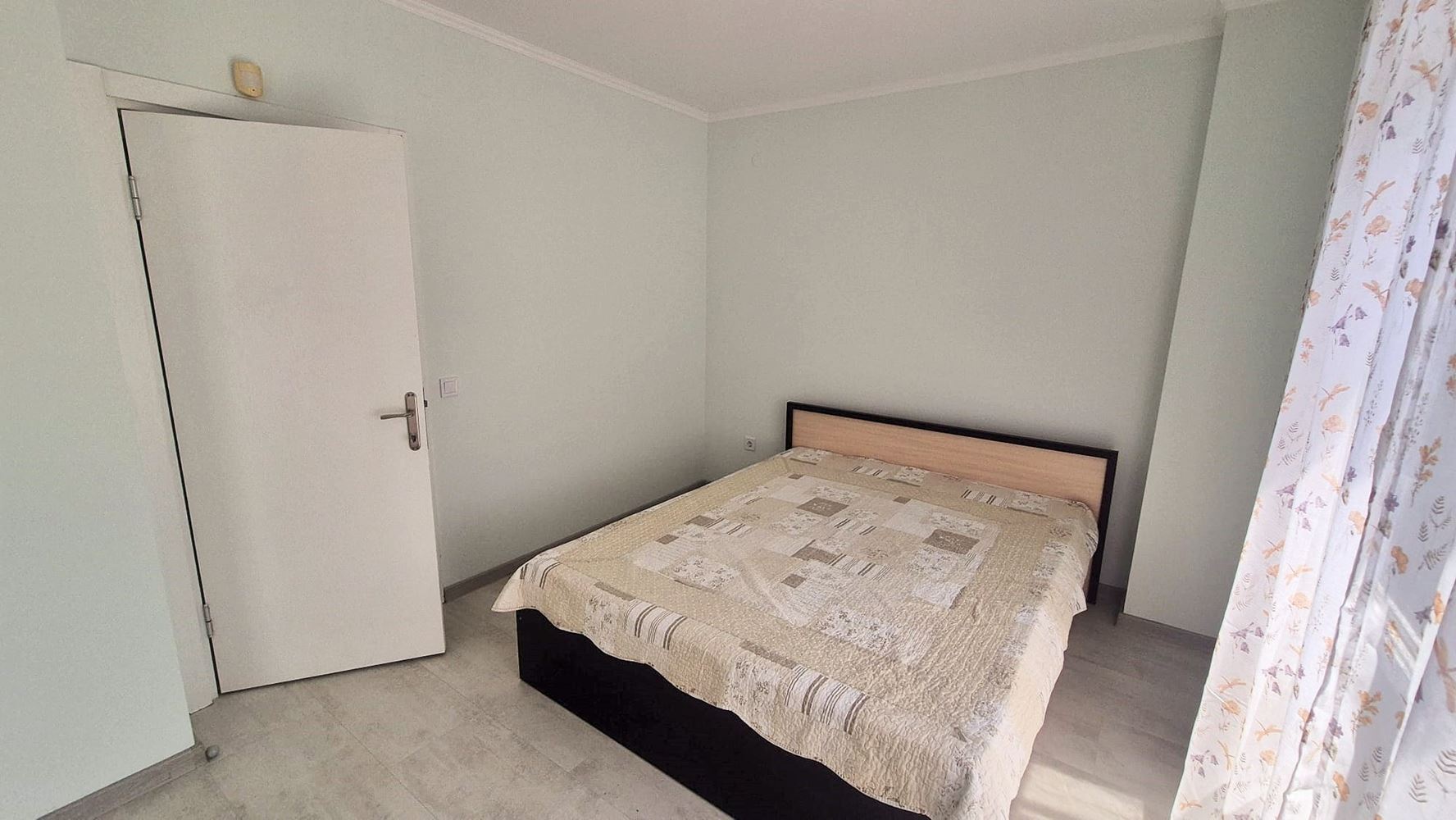 Stilvolle Wohnung mit einem Schlafzimmer und neuer Einrichtung im Bereich Cocoa Beach – Bezugsfertig