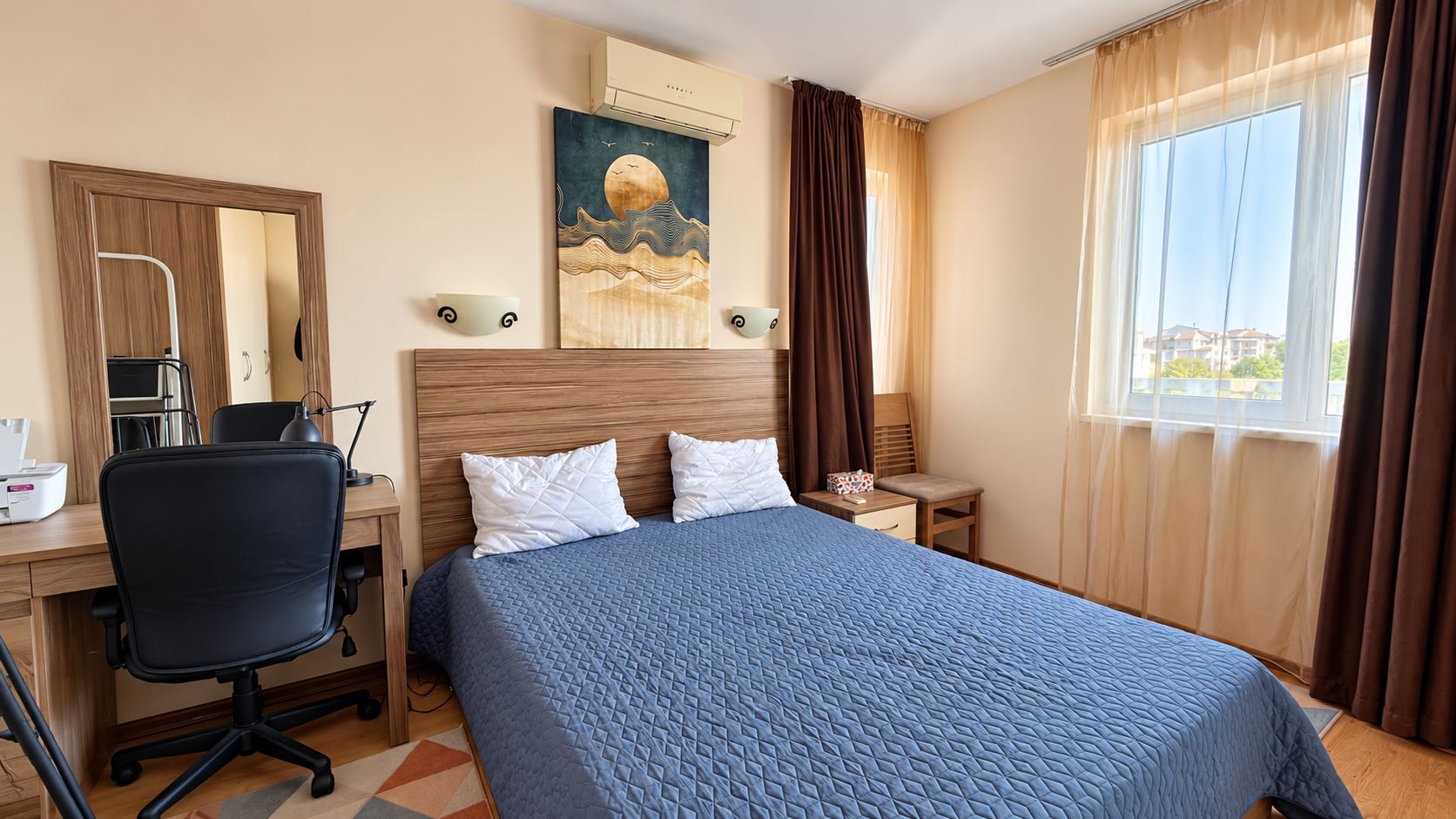 Gemütliche kleine Zwei-Zimmer-Wohnung in einer Anlage mit Swimmingpool und 24-Stunden-Sicherheitsdienst