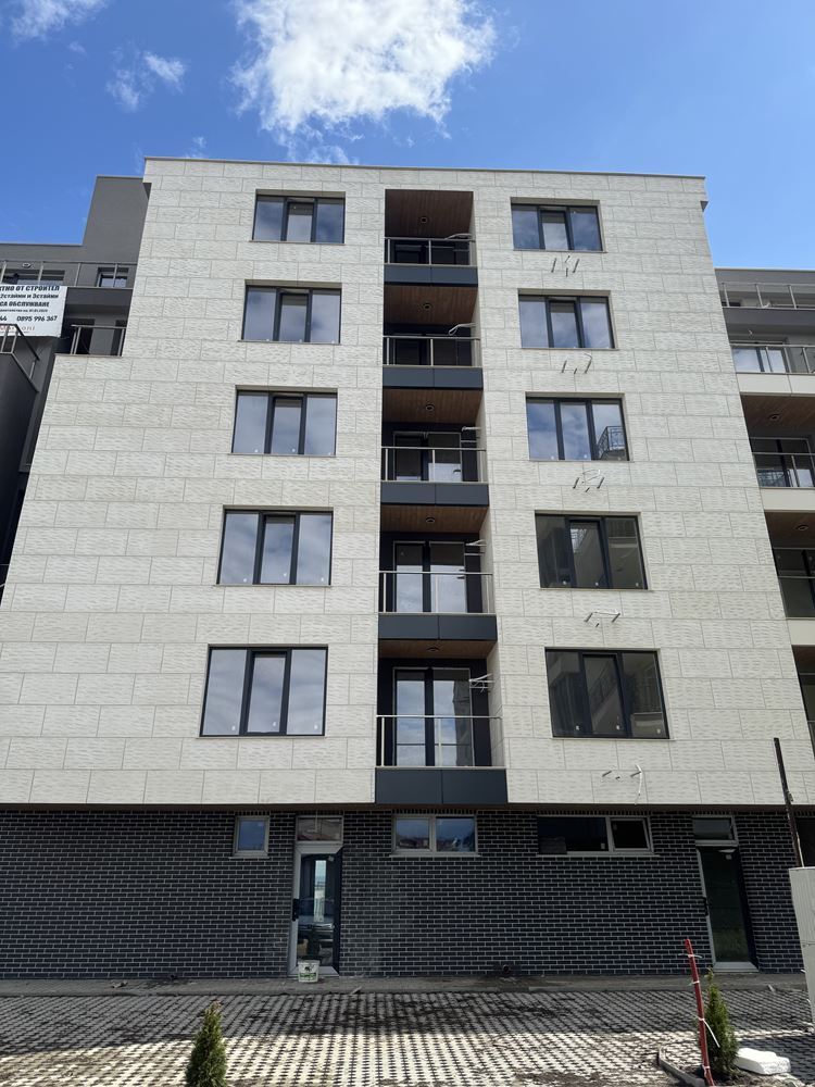Drei-Zimmer-Wohnung mit frontalem Meerblick in Pomorie – erste Meereslinie, Südstrand und keine Wartungsgebühr!
