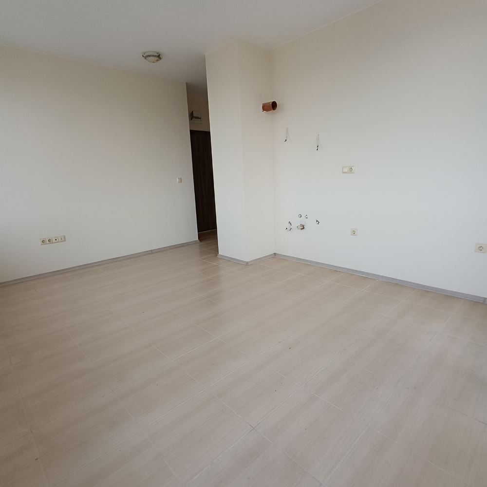 2-Zimmer-Wohnung in erster Meereslinie in Ravda mit Panoramameerblick