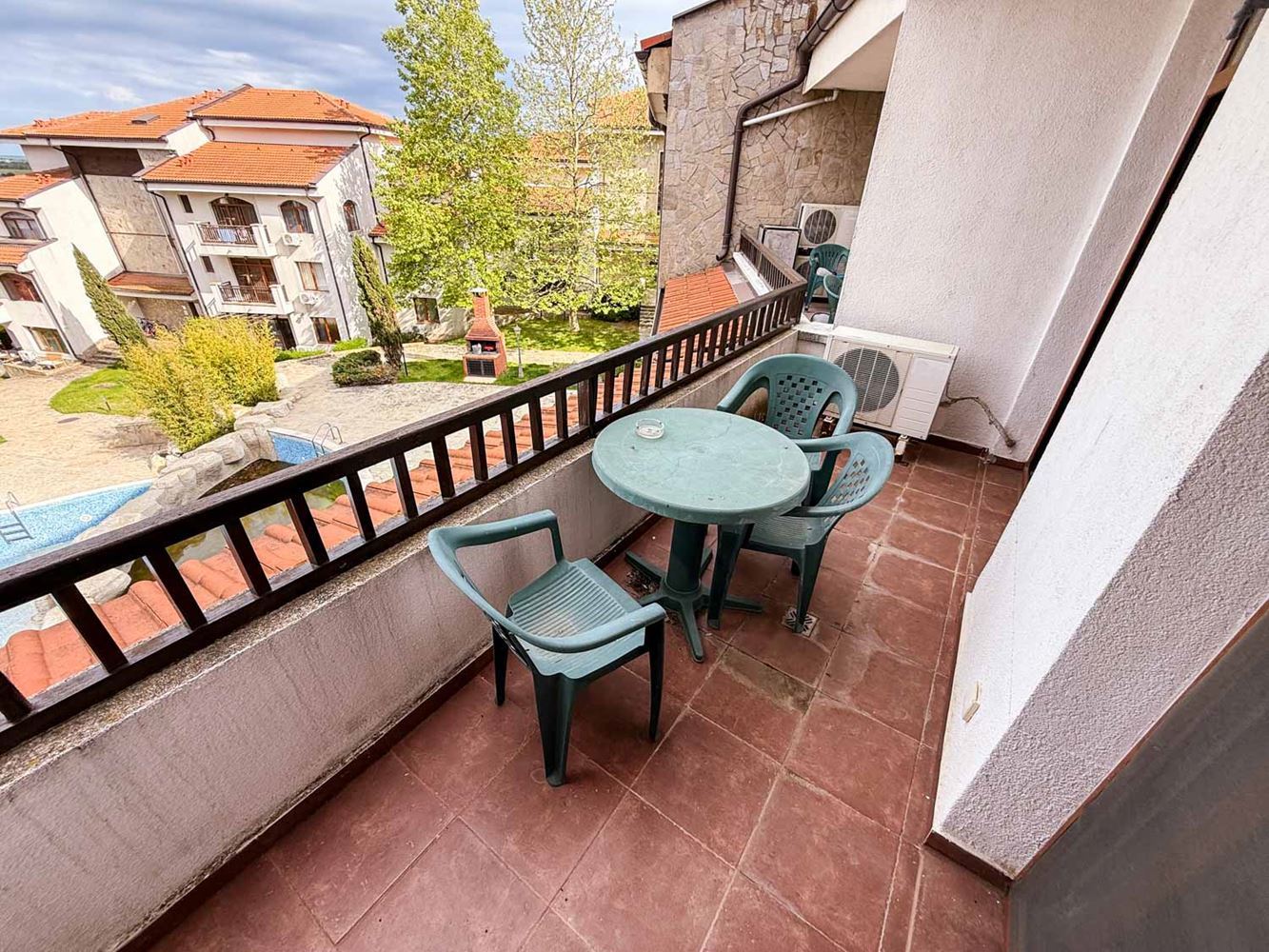 Großzügige 3-Zimmer-Wohnung mit teilweisem Meerblick in Aheloy