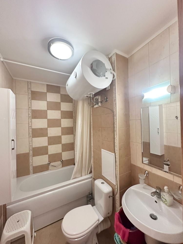 Großzügige 3-Zimmer-Wohnung mit ausgezeichneter Infrastruktur in Sonnenstrand