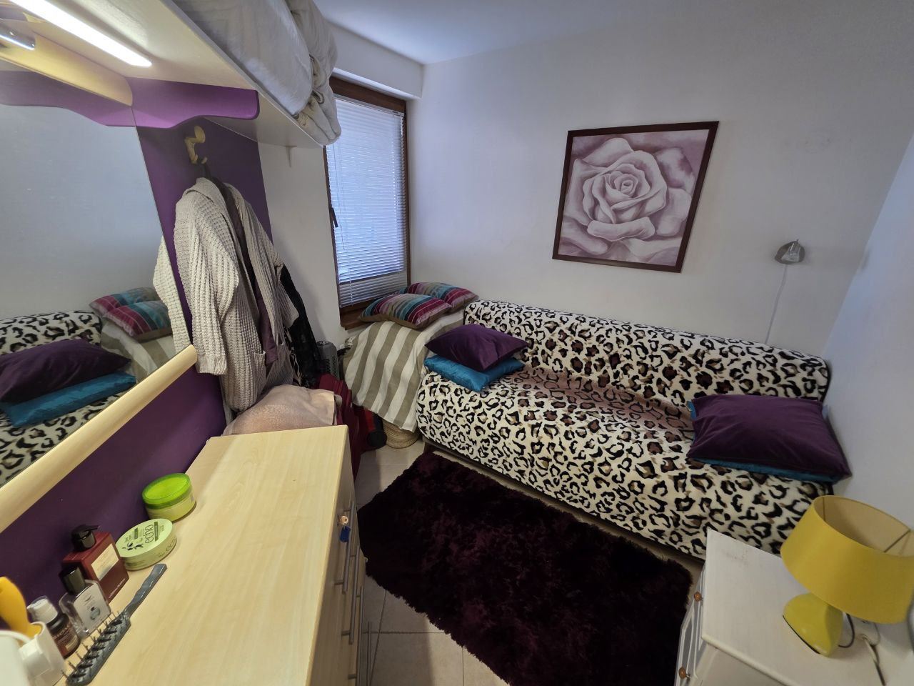 Geräumige Drei-Zimmer-Wohnung in einer gemütlichen Anlage 300 Meter vom Meer in Ravda entfernt