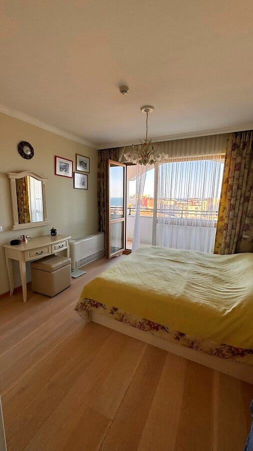 Luxuriöse Zwei-Schlafzimmer-Wohnung mit Panoramablick in Sveti Vlas