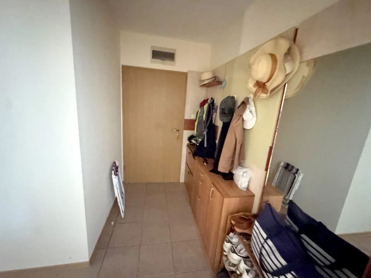 Wohnung mit zwei Schlafzimmern in erster Meereslinie in Ravda – Panoramablick auf das Meer und prestigeträchtige Lage