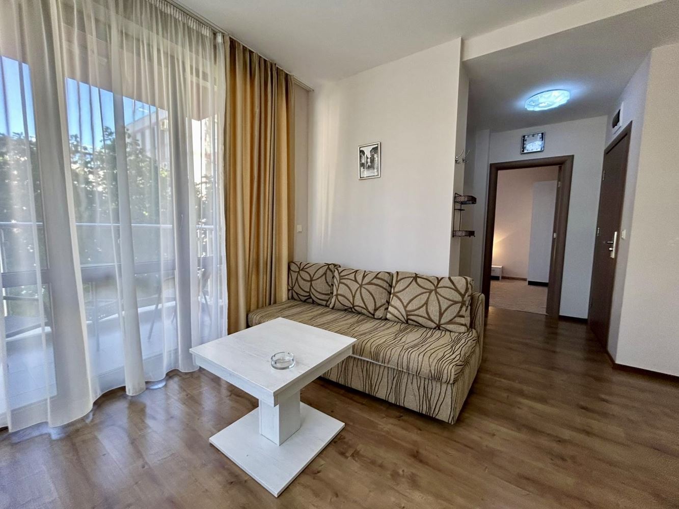 Gemütliche 2-Zimmer-Wohnung mit Pool- und Grünanlagenblick in einem großartigen Komplex in Sonnenstrand