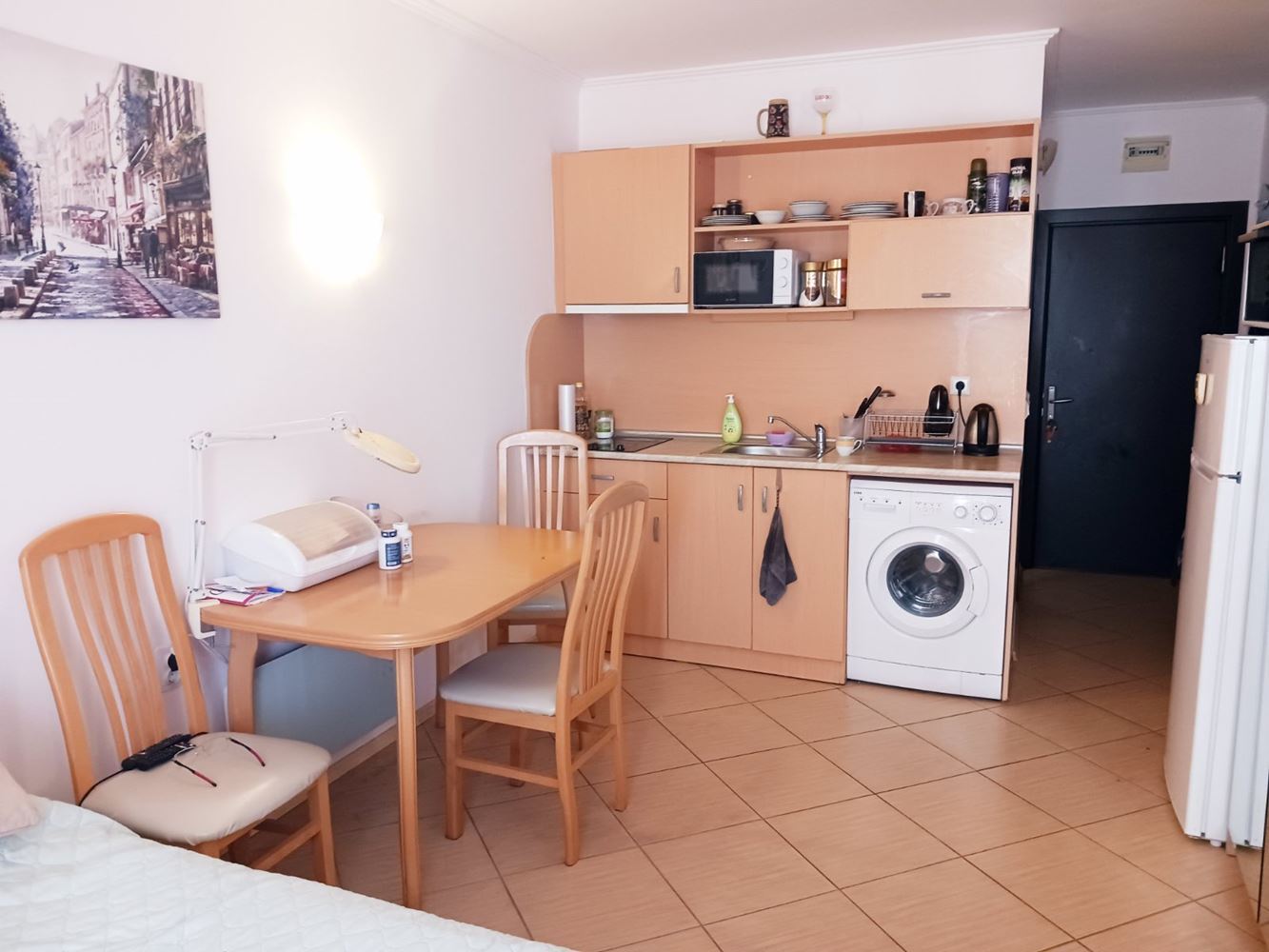 Studio mit Südausrichtung und Poolblick in Sonnenstrand – Gemütlichkeit, Grün und Komfort das ganze Jahr über