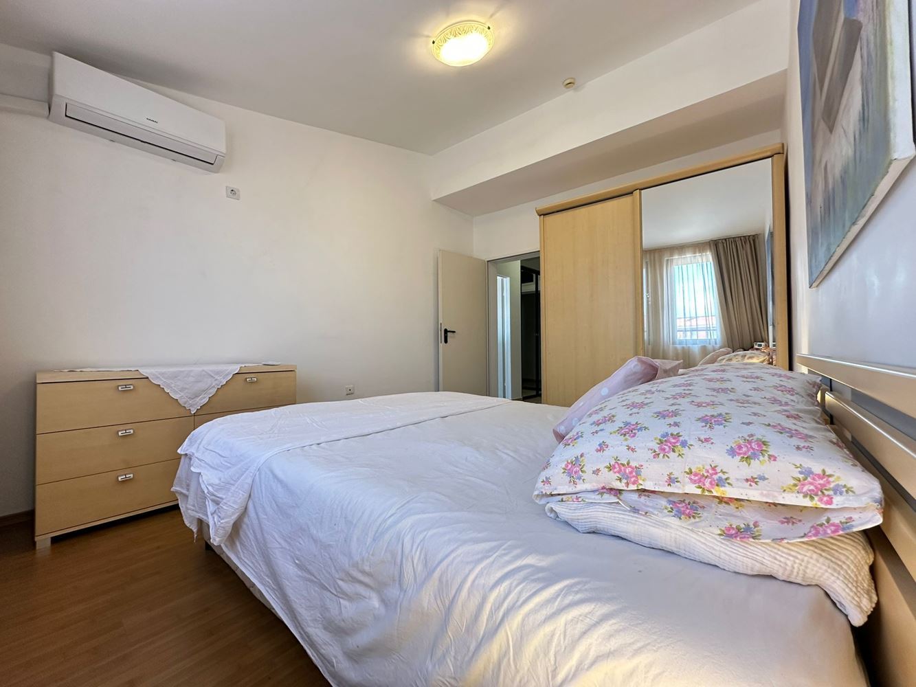 Wohnung mit einem Schlafzimmer in erster Meereslinie in Aheloy – Meeresatmosphäre, luxuriöse Annehmlichkeiten und fertige Unterlagen für den Kaufabschluss