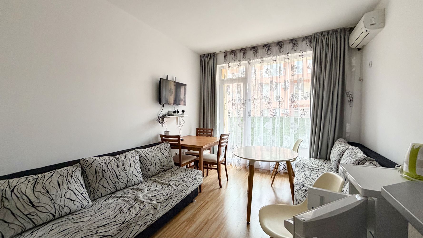 Gemütliches, möbliertes Studio in einer ruhigen Anlage am Stadtrand von Sonnenstrand – hervorragende Investition und Ferienimmobilie
