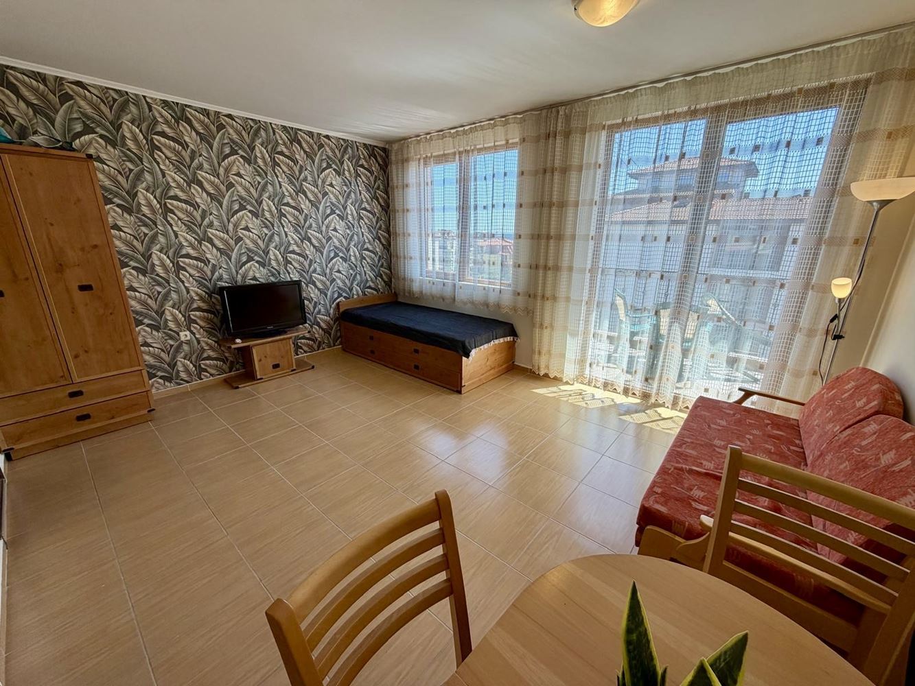 Panorama-Studio mit beeindruckendem Meerblick in Nessebar – sofort bezugsfertig