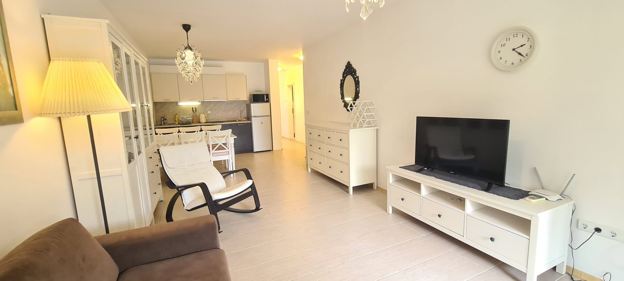 Luxuriöse Drei-Zimmer-Wohnung (Apartment mit zwei Schlafzimmern) in einem Elite-Komplex in Sosopol