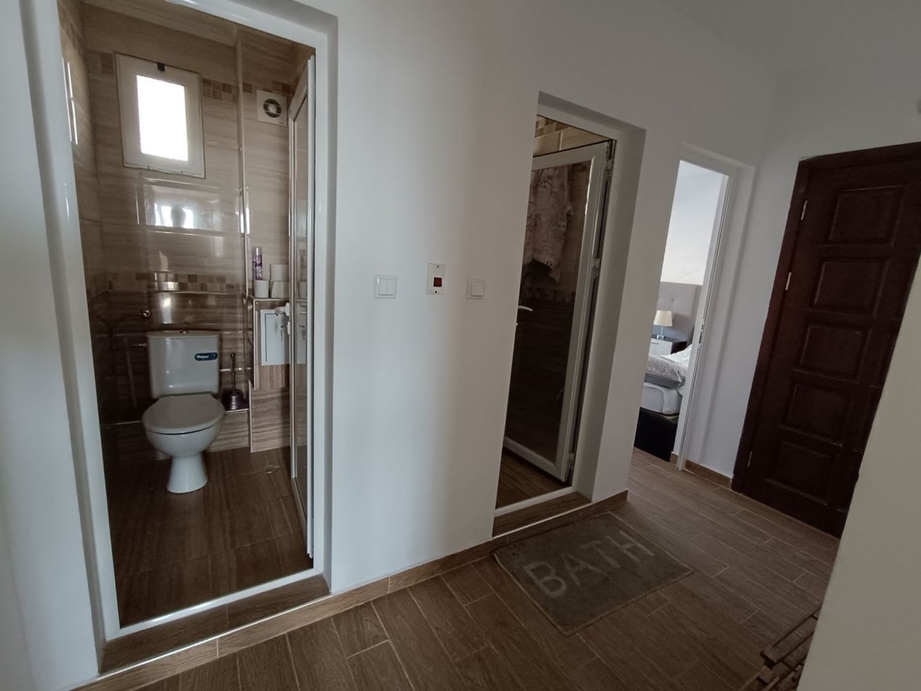 Drei-Zimmer-Wohnung ohne Instandhaltungsgebühr mit Meerblick in Sweti Wlas
