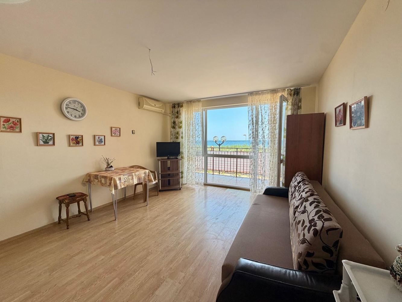 Möbliertes Studio mit Panoramablick auf das Meer in Ravda, nur 50 Meter vom Meer entfernt