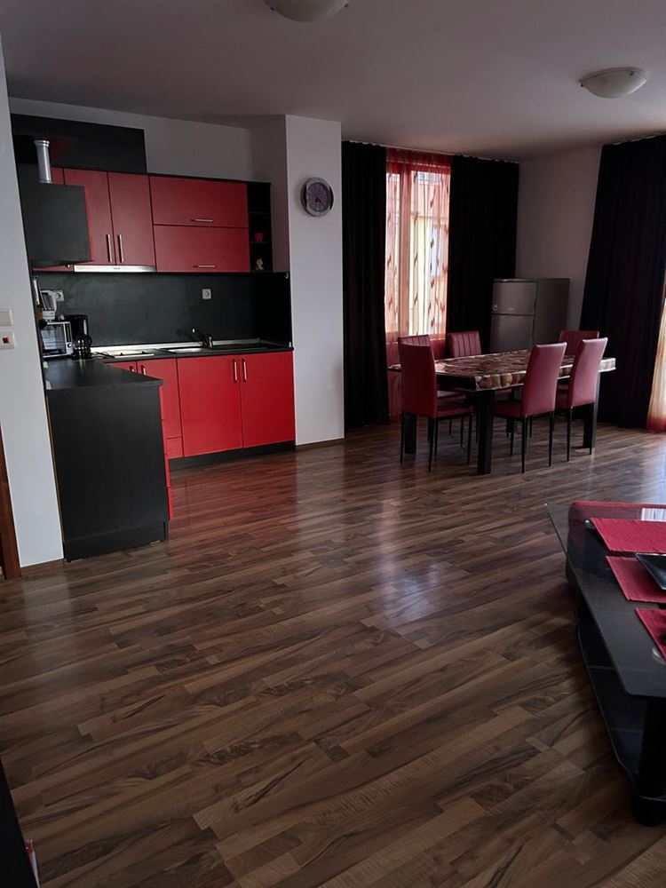 Geräumige Wohnung mit zwei Schlafzimmern und Panoramameerblick in Sveti Vlas
