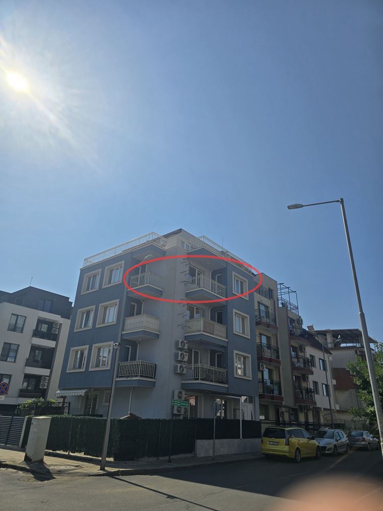 Nessebar – Drei-Zimmer-Wohnung in einem Neubau ohne Instandhaltungsgebühr, mit Möglichkeit zur Ratenzahlung