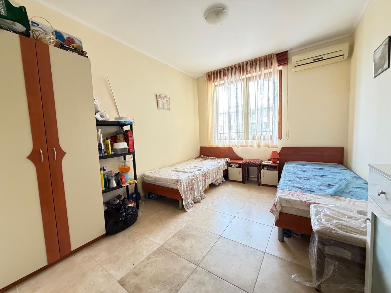 Apartment mit zwei Schlafzimmern und Poolblick in Nessebar – Raum, Komfort und ausgezeichnete Lage nur 300 Meter vom Meer entfernt