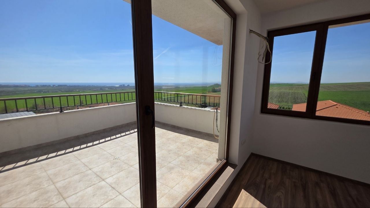 Geräumige Zweizimmerwohnung mit Meerblick in Acheloj – Ruhe, Grün und luxuriöse Annehmlichkeiten
