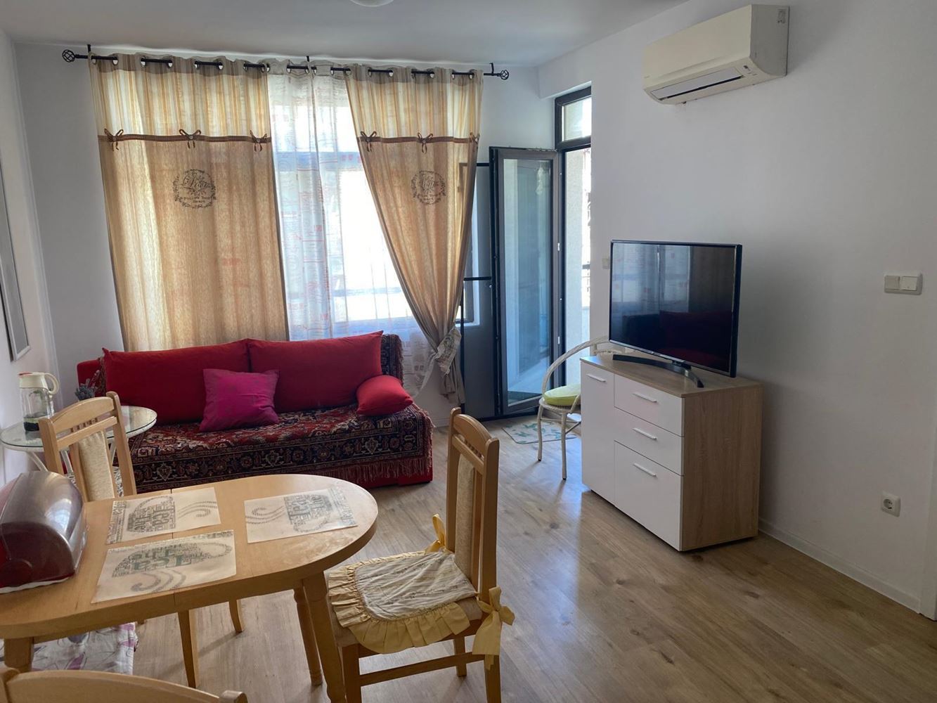 2-Zimmer-Wohnung in Pomorie – möbliert, mit Garten und ausgezeichneter Lage