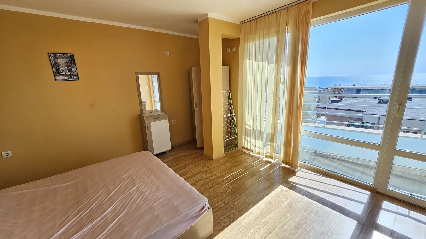 2-Zimmer-Wohnung mit Panoramablick auf das Meer in Sveti Vlas