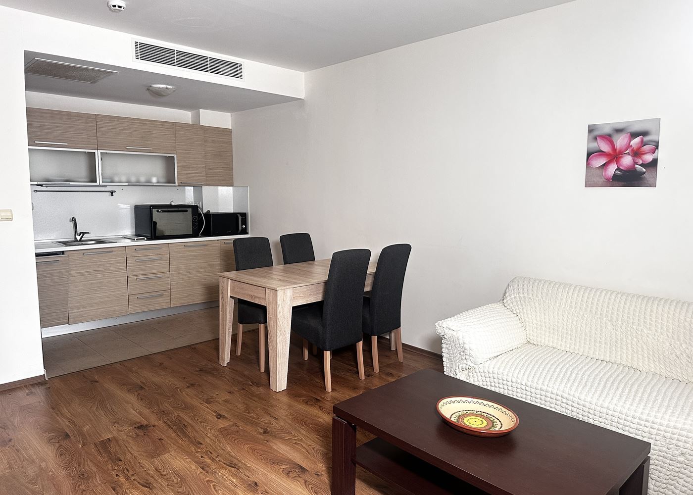 Geräumige Zweizimmerwohnung in einer luxuriösen und beeindruckenden Anlage in Sonnenstrand